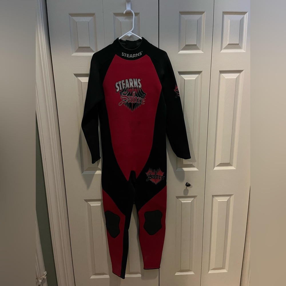 Men’s wetsuit size XL.  Stearns brand.